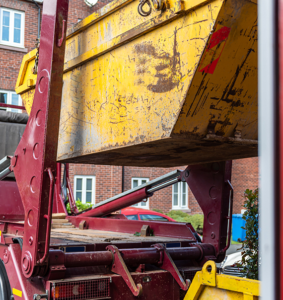 8 Yard Maxi Skip Hire Swinton